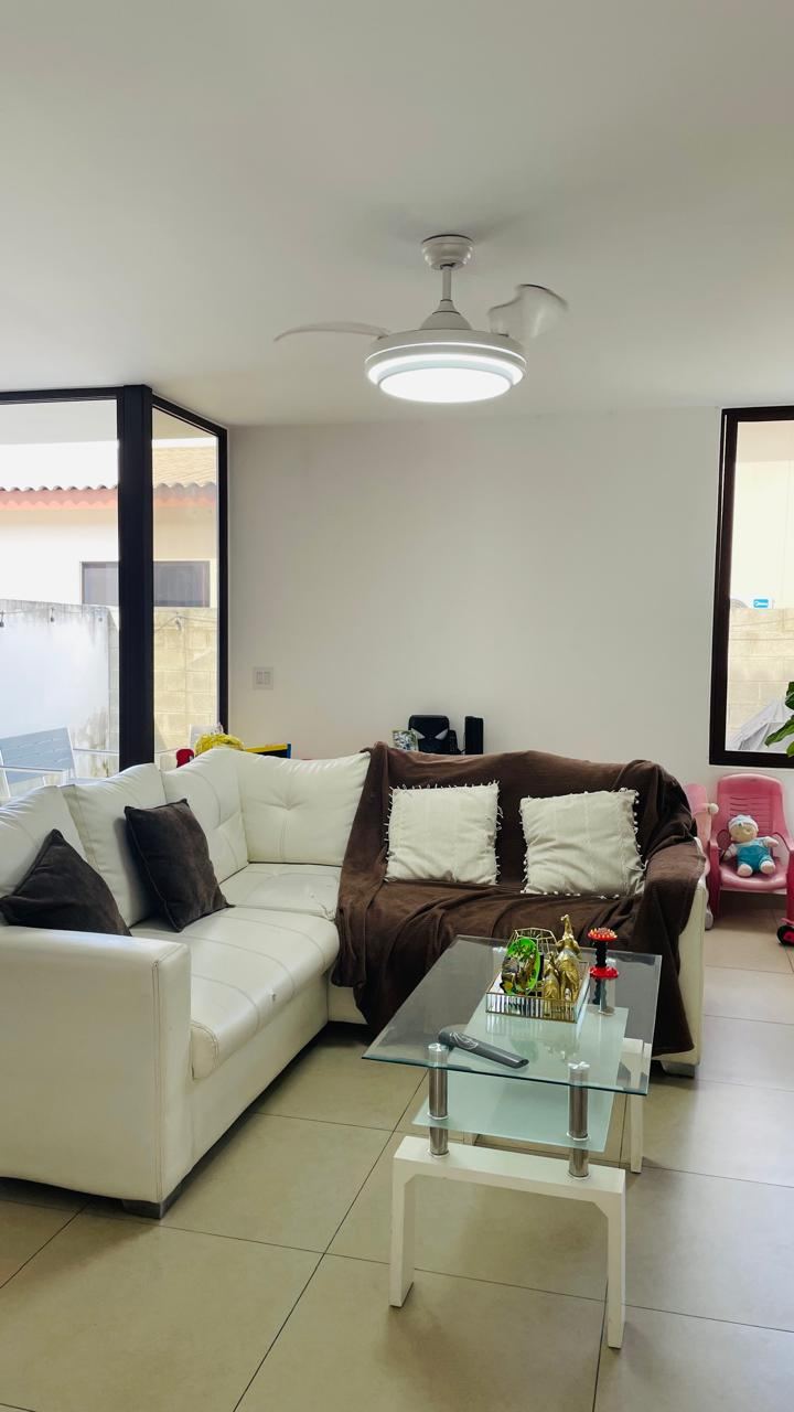 Alquiler Casa Golf Garden - PH. Lirios (Negociable)