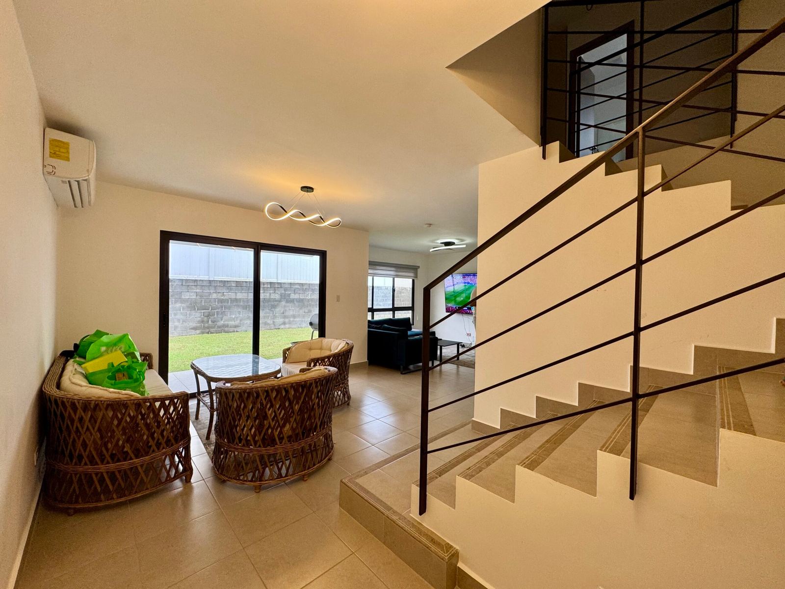 Venta Casa Amoblada PH. Cavana Paseo del Norte