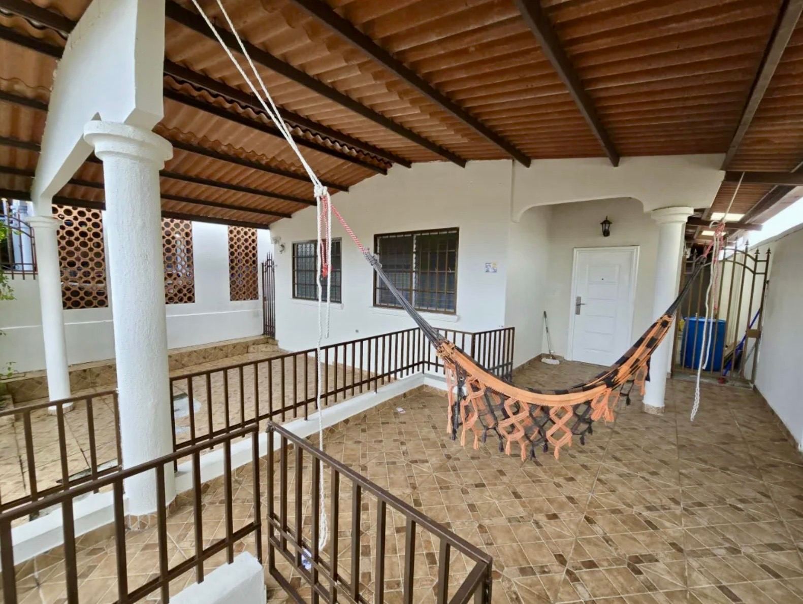 Venta - Casa Brisas del Golf Occidente