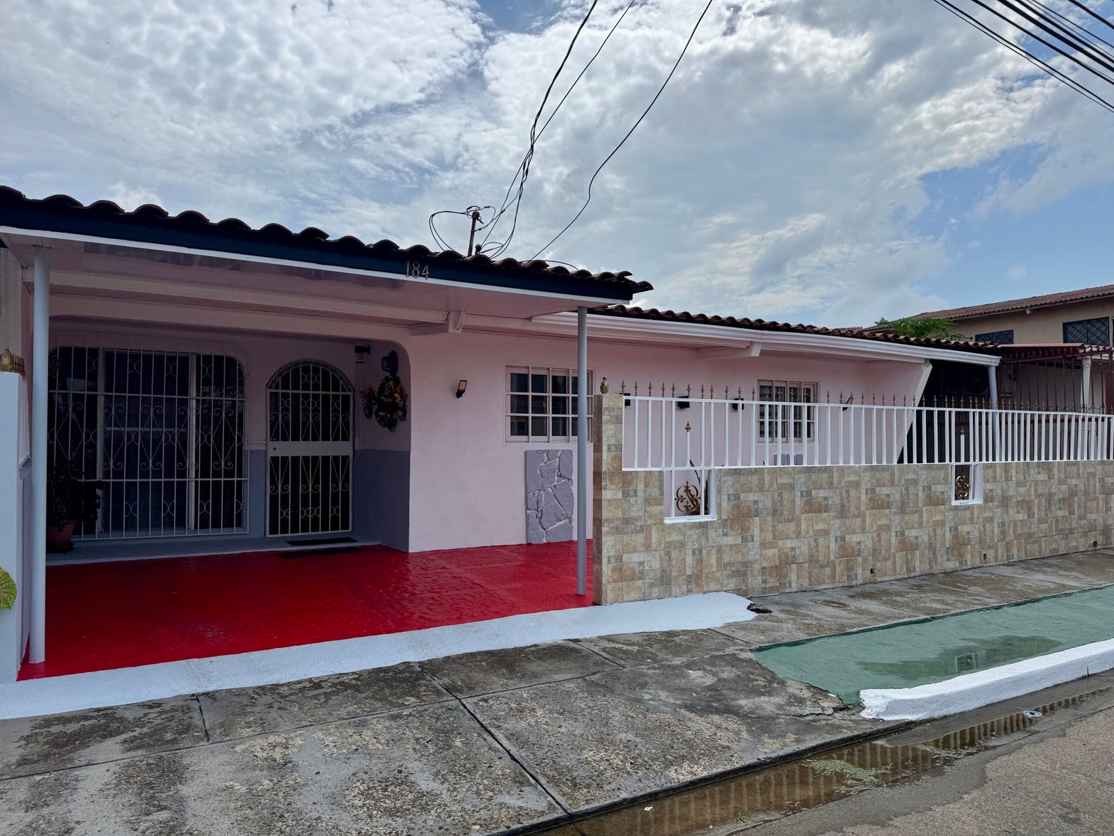 Venta Casa Reparto Nuevo Panamá (Negociable)
